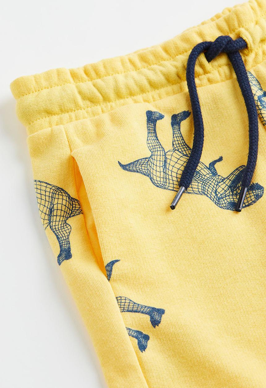 H&M - Patterned sweatshorts - yellow dinosaurs