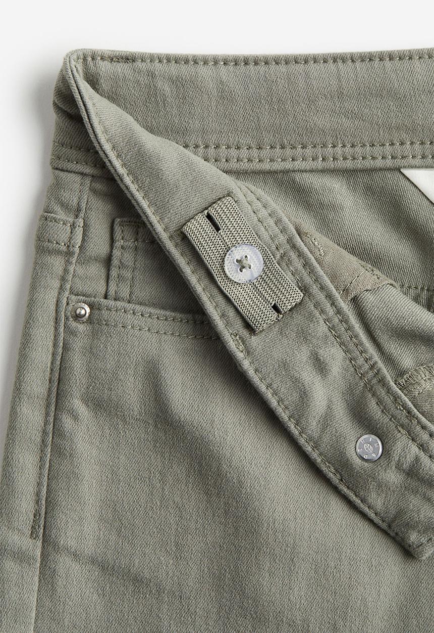 H&M - Twill shorts - light khaki green