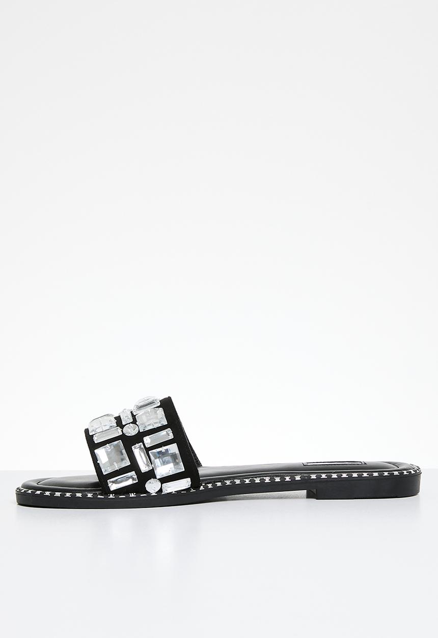 Plum - Embellished sandal - black & silver 