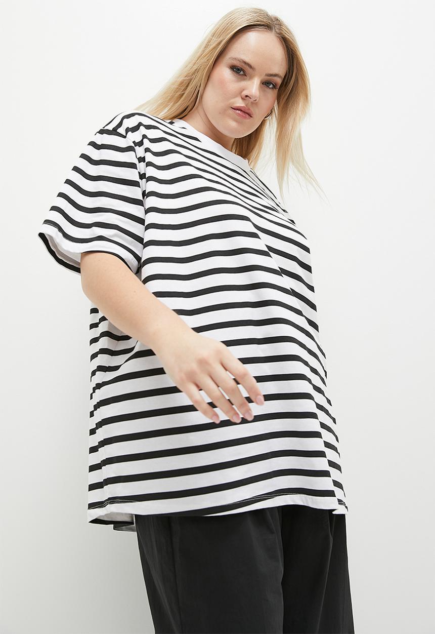 Blake - Striped Oversize Tee - Black & White