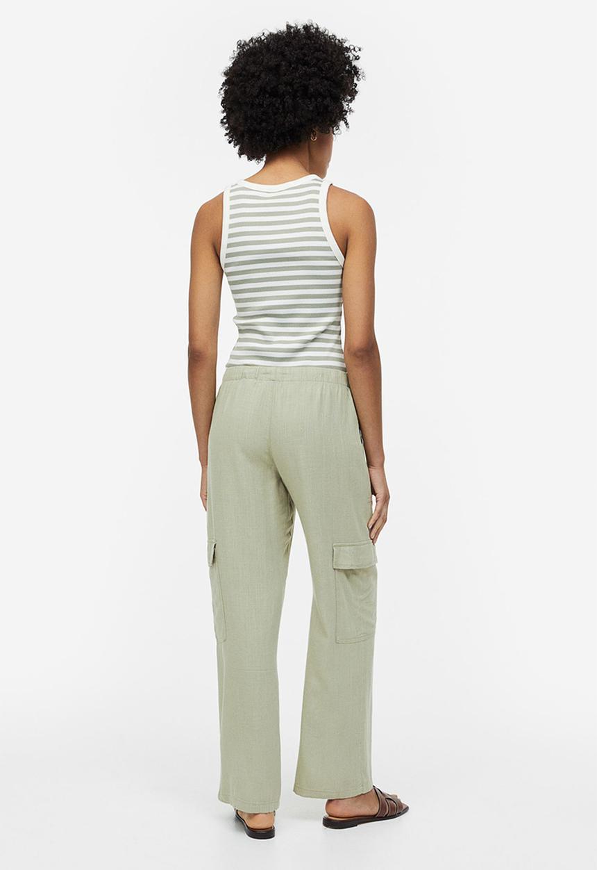 H&M - Linen-blend cargo trousers - light khaki green 