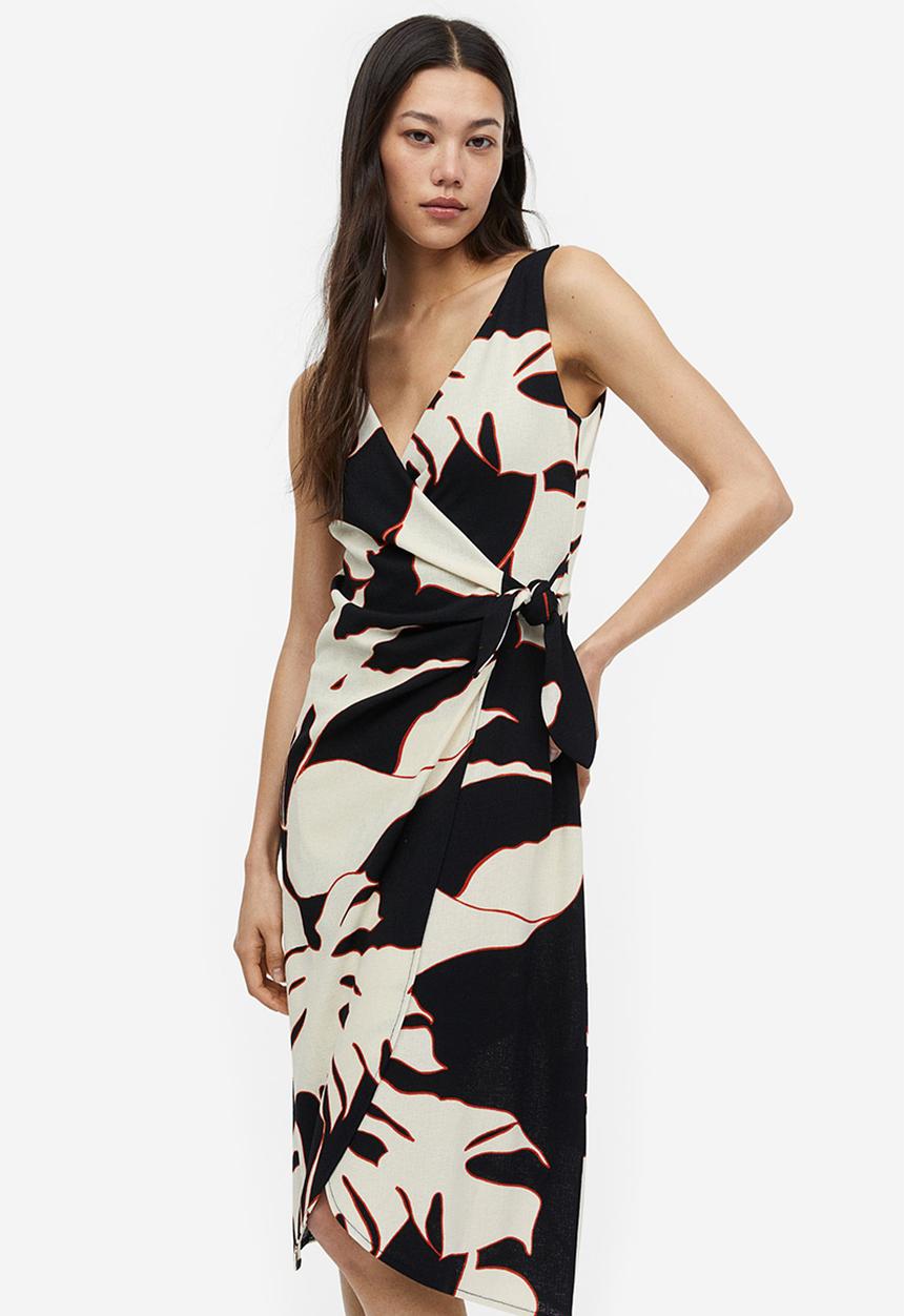 H&M - V-neck wrap dress - black leaves