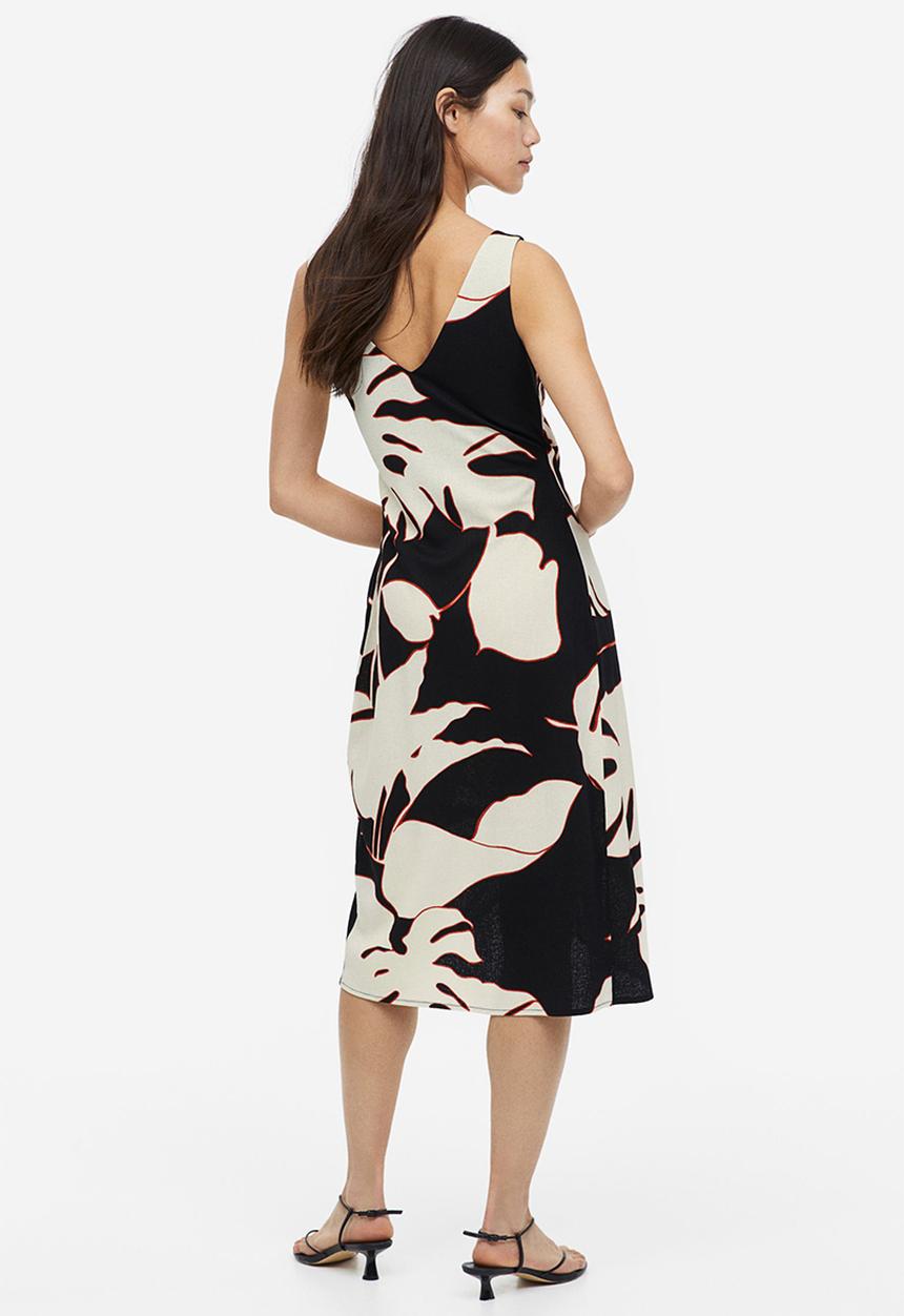 H&M - V-neck wrap dress - black leaves