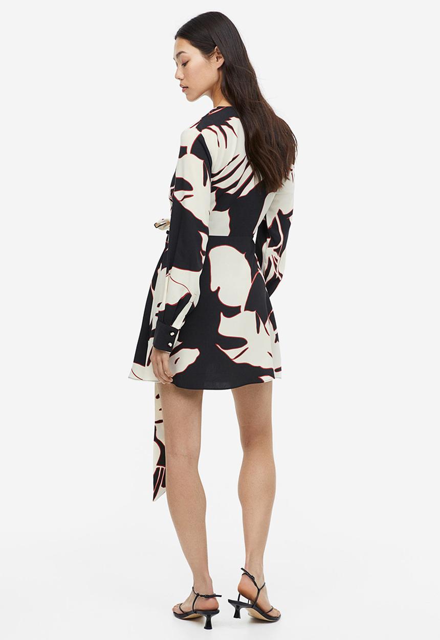 H&M - Wrap dress - black leaves 