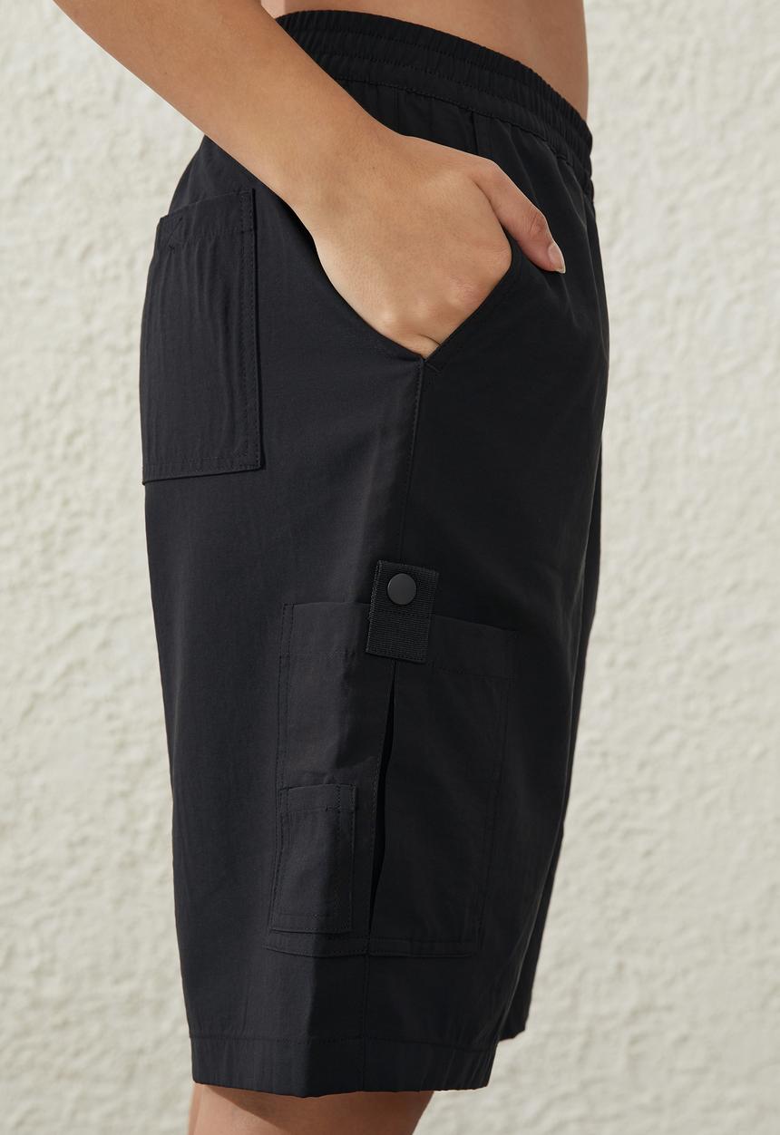 Cotton On - Woven Cargo Jort - Black