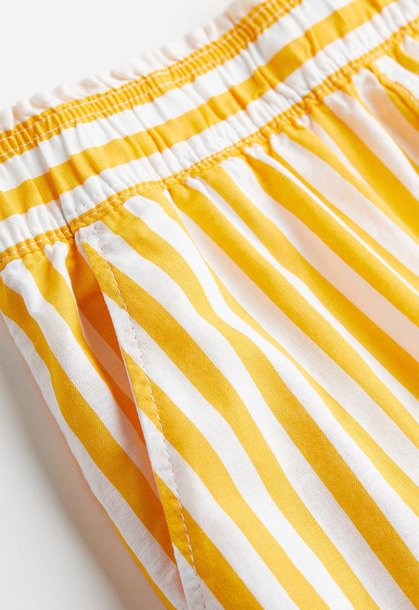 H&M - Linen shorts - yellow striped