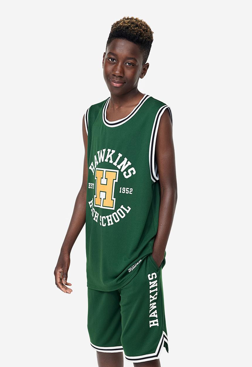 H&M - Printed basketball shorts - dark green/stranger things