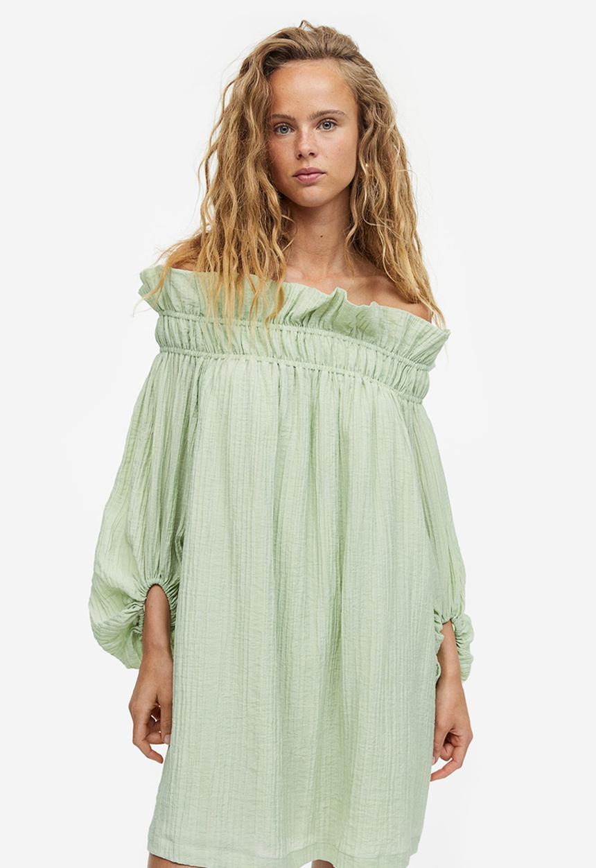 H&M - Oversized off-the-shoulder dress - light green