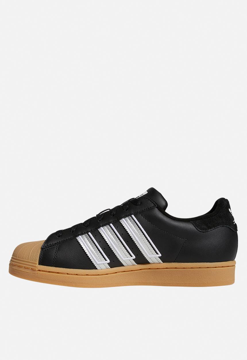 adidas Originals - Superstar - core black/silver metallic/gum