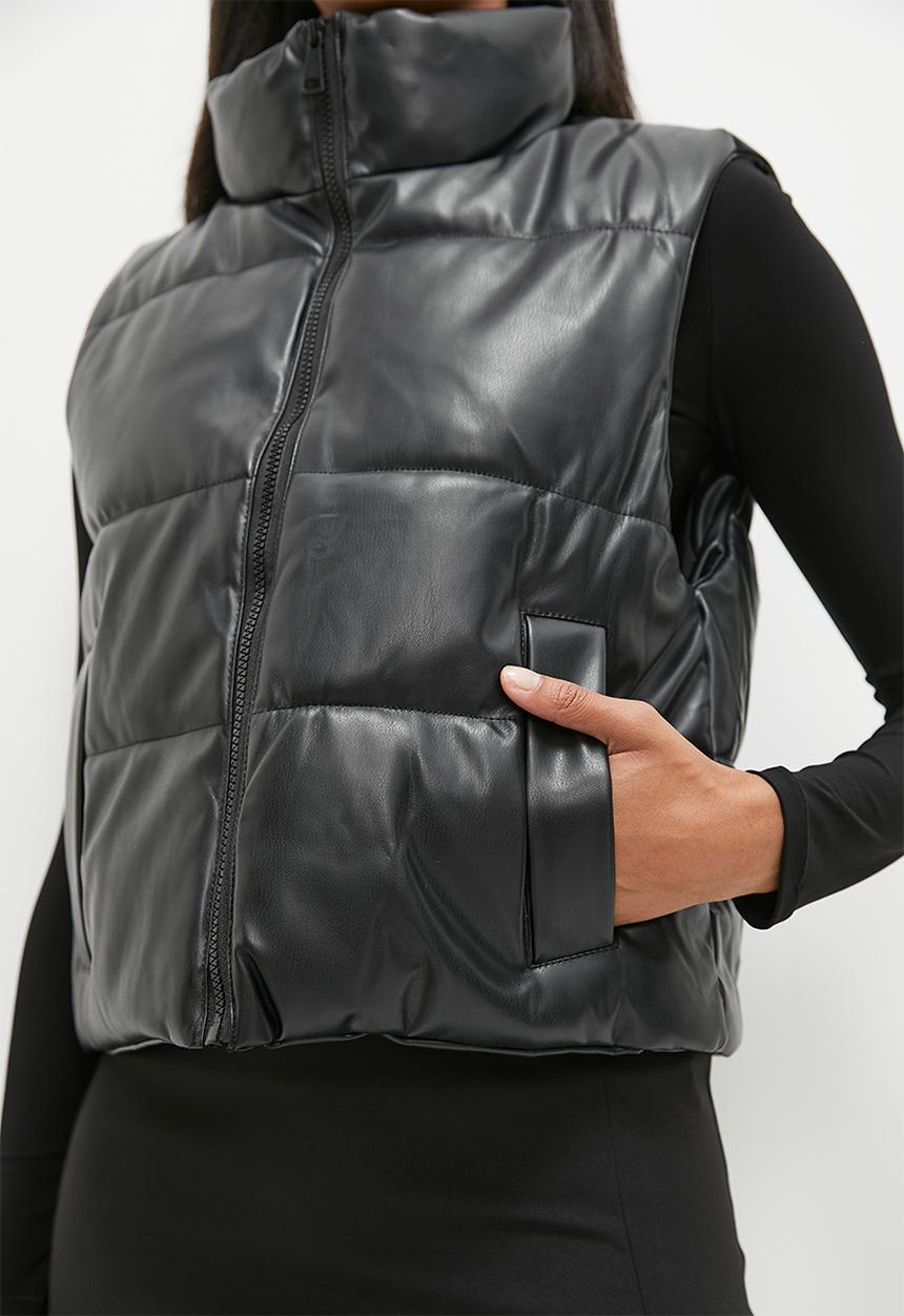 dailyfriday - Sleeveless puffer - black