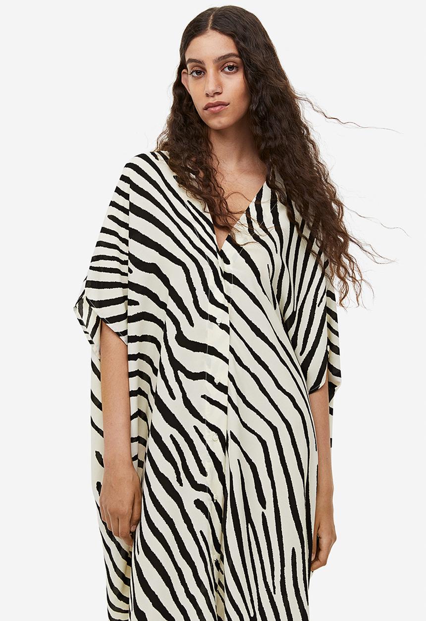 H&M - Oversized kaftan dress - natural white/zebra print