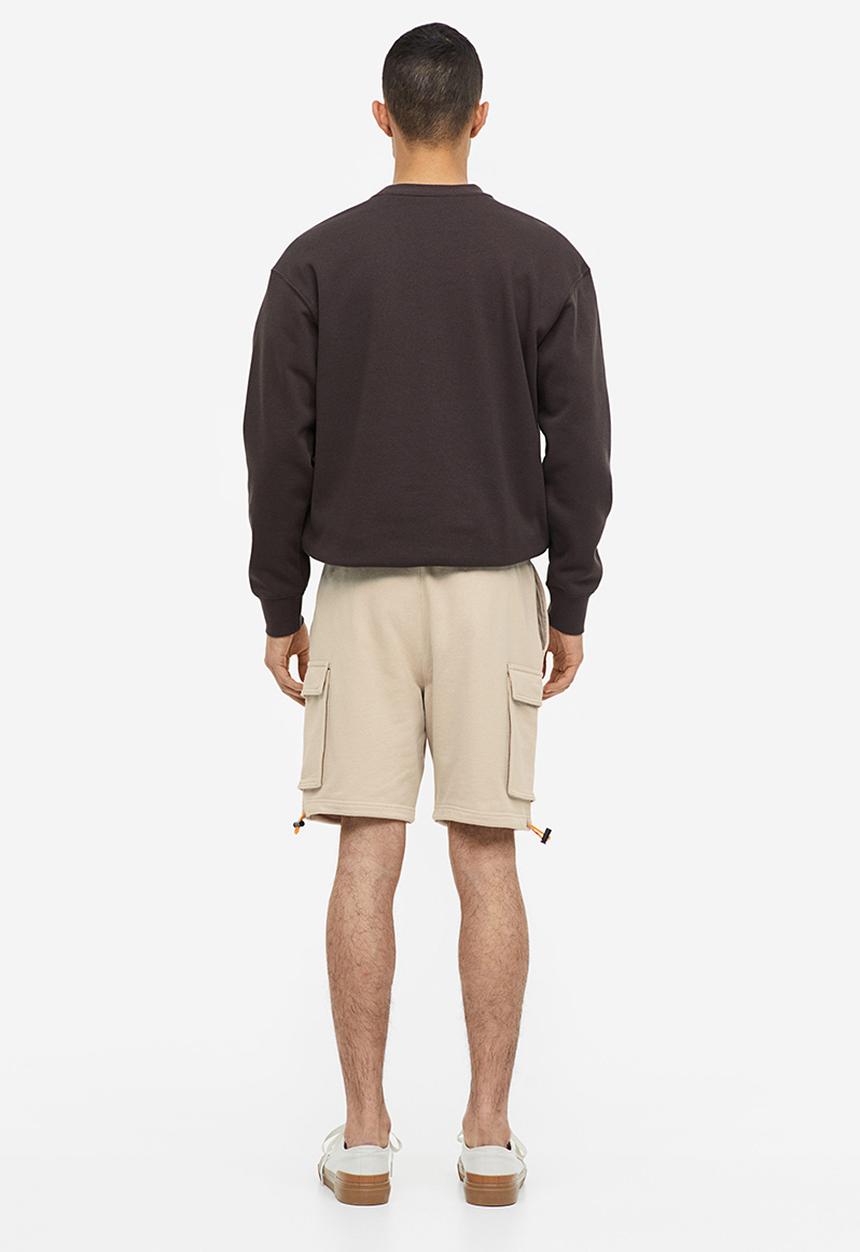 H&M - Relaxed fit cargo sweat shorts - beige