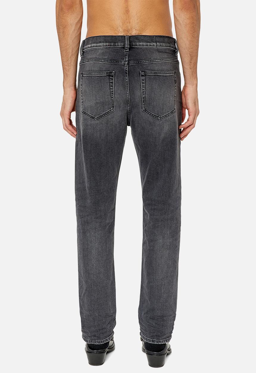 Diesel  - 2020 D-viker l.32 trousers - black 