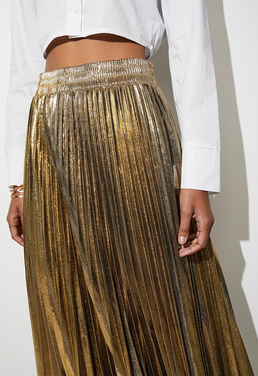 VELVET - Metallic modaxi pleated skirt - gold
