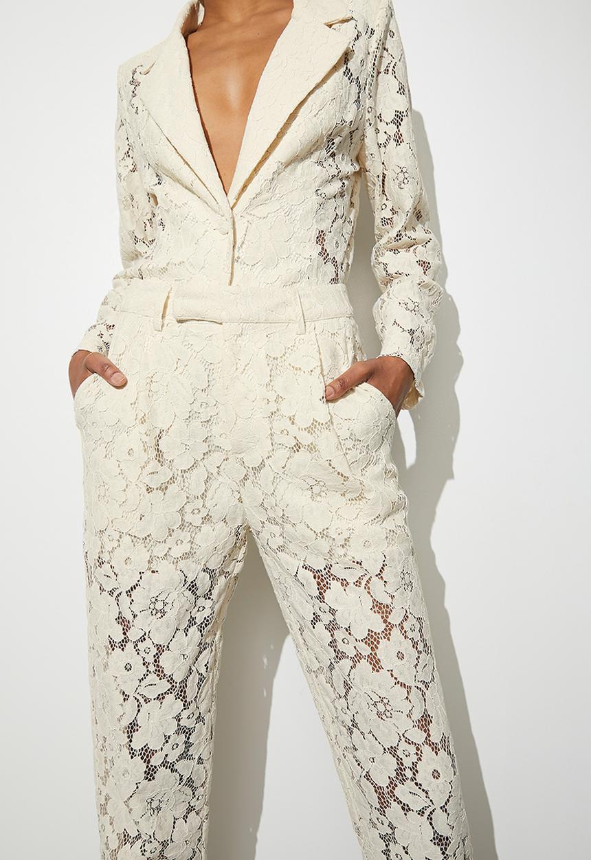 VELVET - Co-ord tapered trouser - white