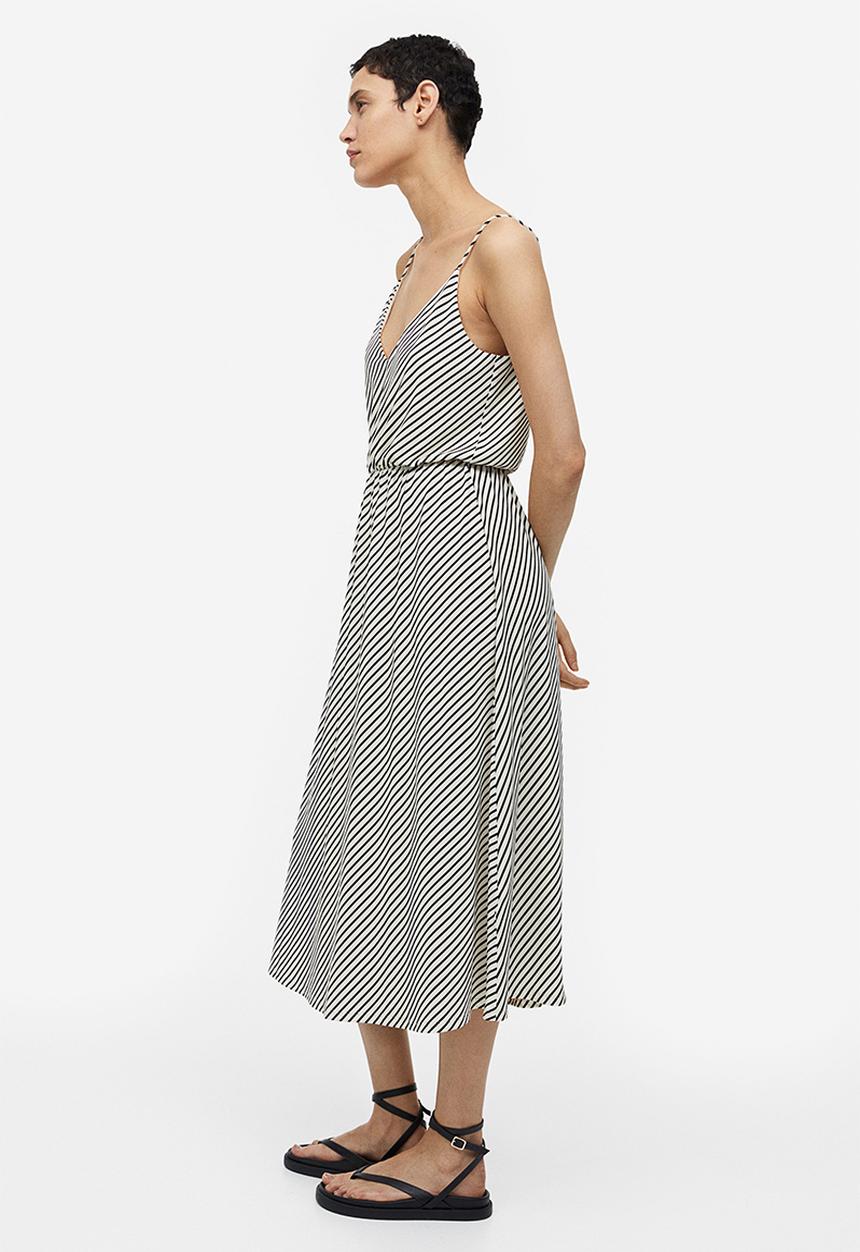 H&M - V-neck dress - cream striped