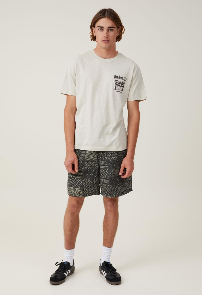 Cotton On - Loose fit graphic T-shirt - ivory/bandera texas