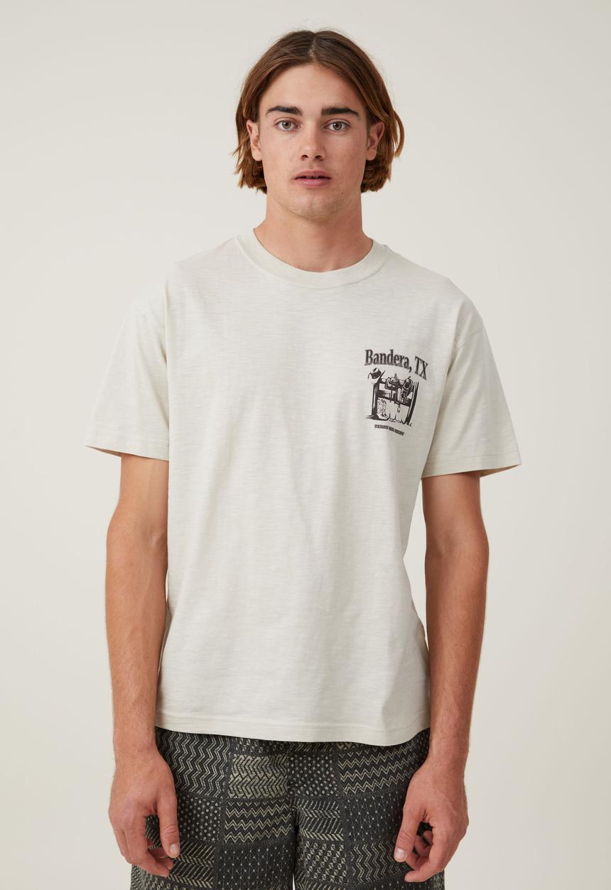 Cotton On - Loose fit graphic T-shirt - ivory/bandera texas