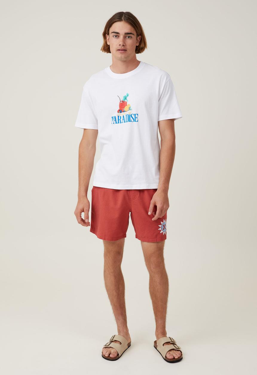 Cotton On - Premium loose fit art T-shirt - white/european tour 