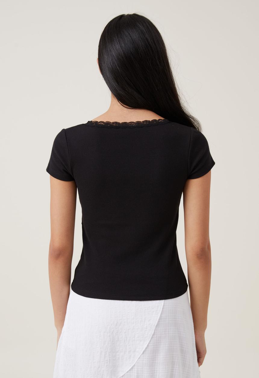 Cotton On - Daisy Lace Trim Tee - Black