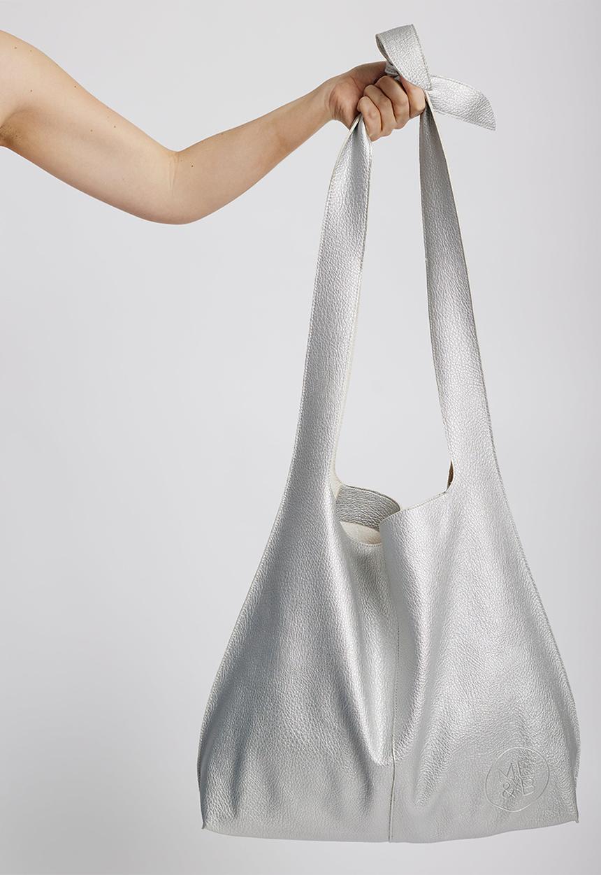 Me&B - The tie shoulder tote - silver
