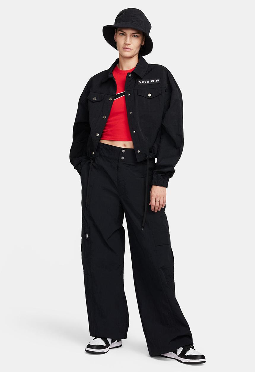 Nike - W nsw tee bby sw - unvred