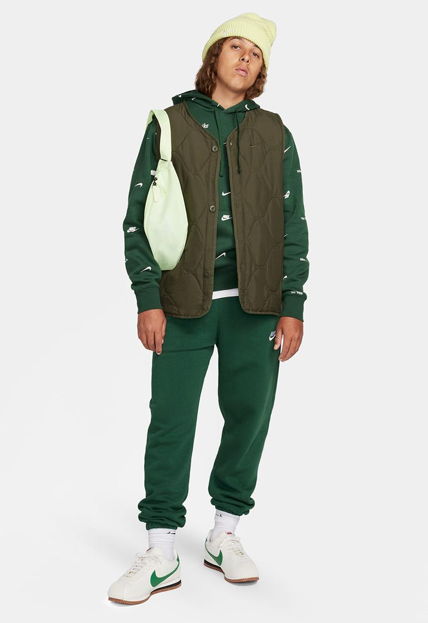 Nike - M Nike club+ aop pullover hoodie - green 