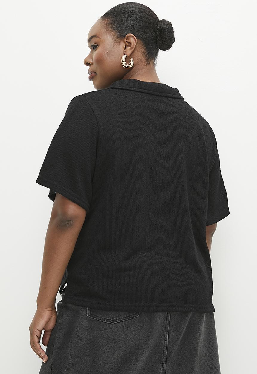 Me&B - Plus Collared Crochet Top - Black
