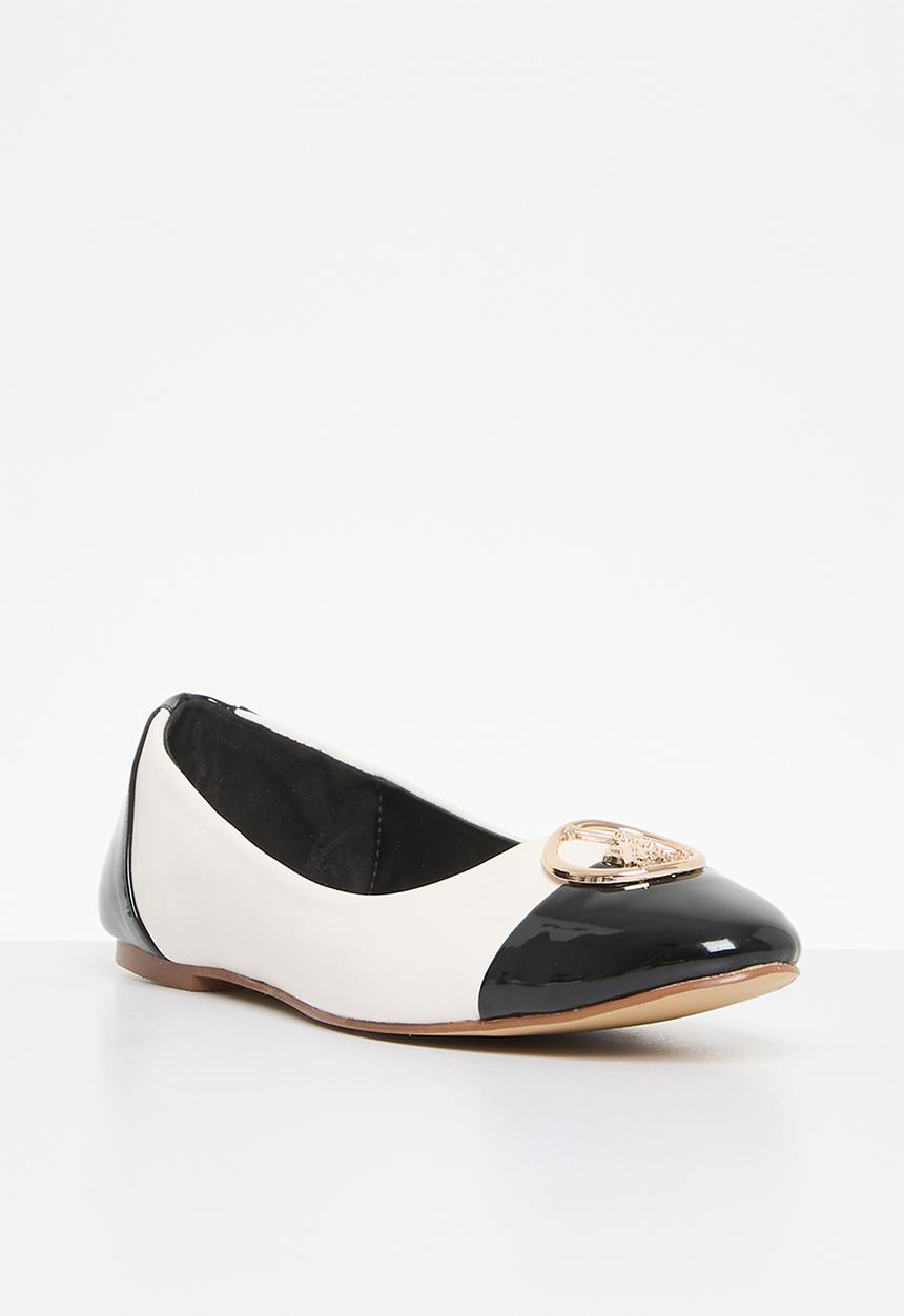 POLO - Circle Trim Toe Cap Pump - Off White