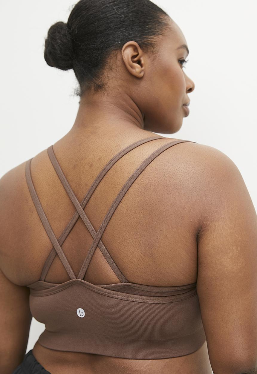 Cotton On - Plus Seamless Double Layer Crop - Deep Taupe
