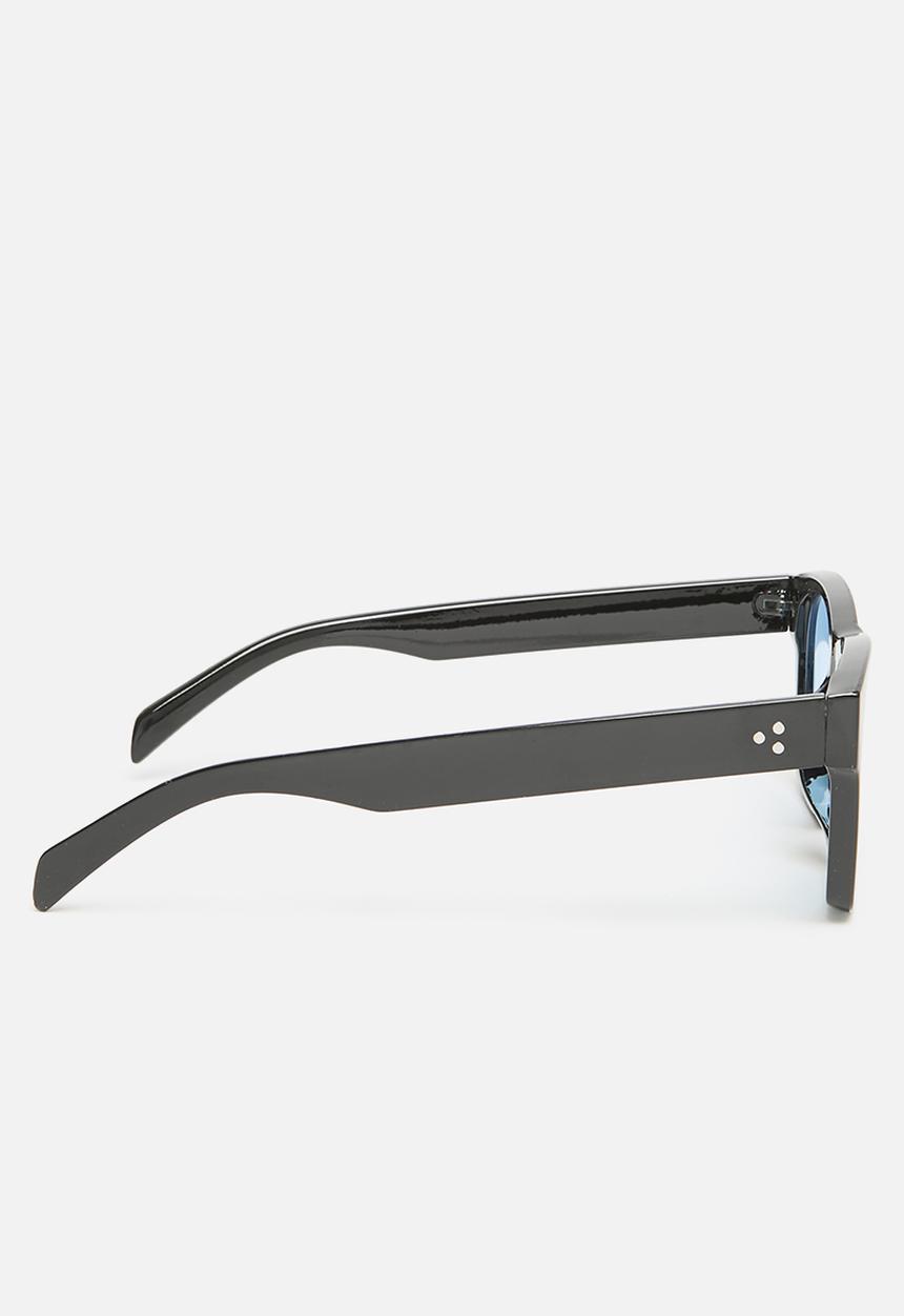 Superbalist - Jaylen square frame sunglasses - black & blue