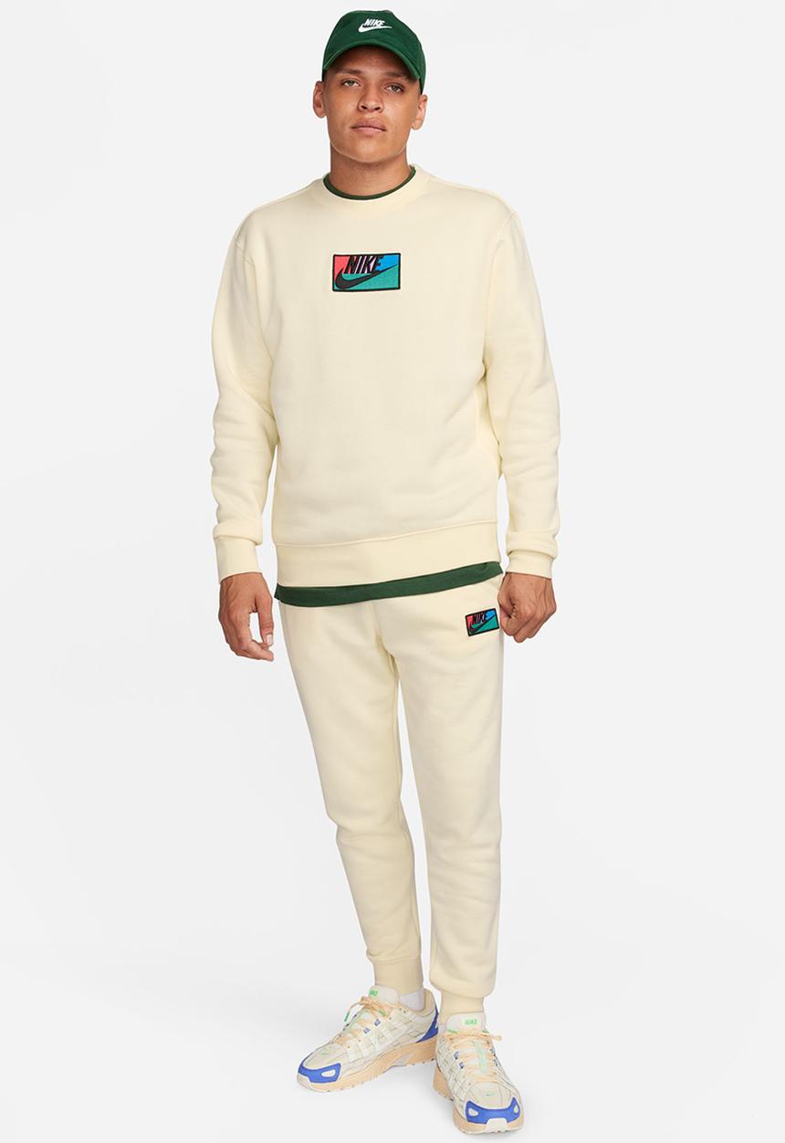 Nike - M nk club+ bb crew patch gx - cream 