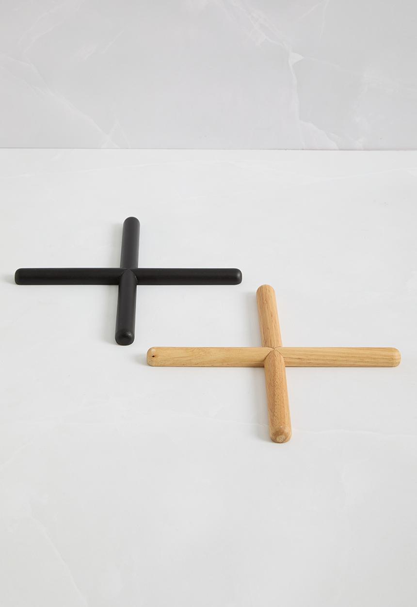 Sixth Floor - Taurus wooden trivet set of 2 - natural & black