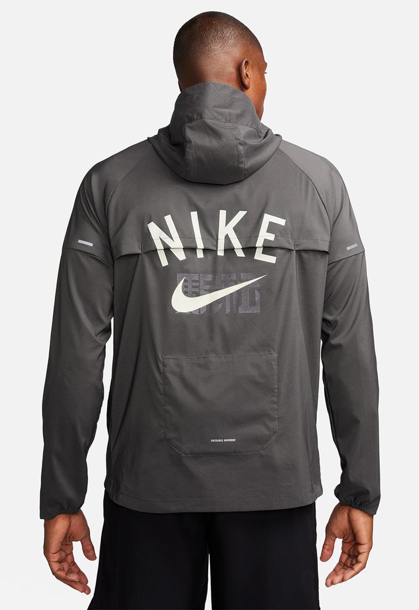 Nike - Repel UV  windrunner jacket HKNE  - grey