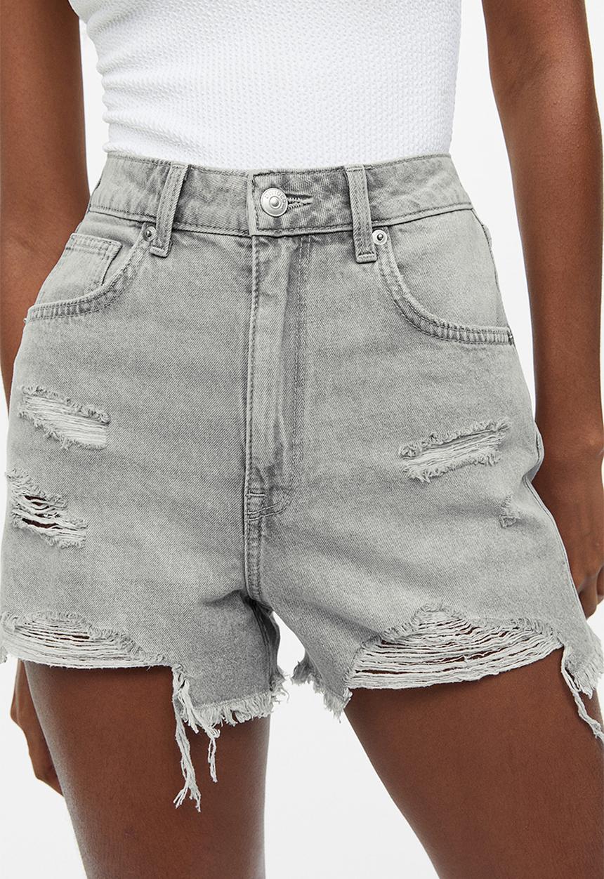 H&M - High-waisted denim shorts - light grey 