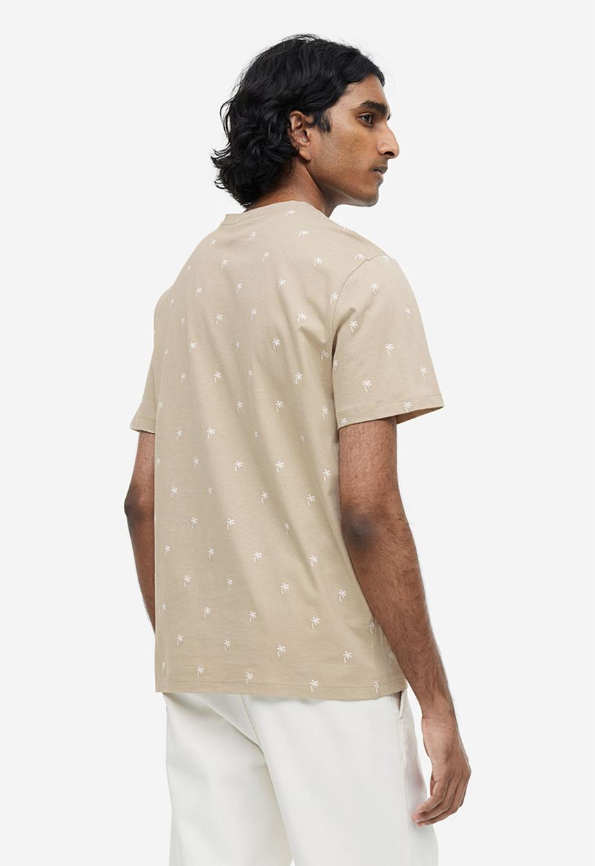 H&M - Regular fit cotton t-shirt - beige/palm trees