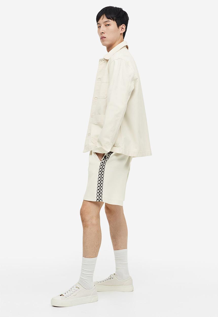 H&M - Relaxed fit jacquard-weave shorts - cream