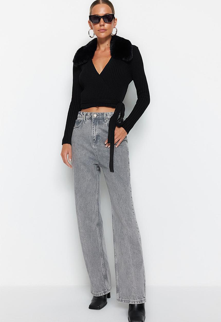 Trendyol - Faux fur detail sweater - black