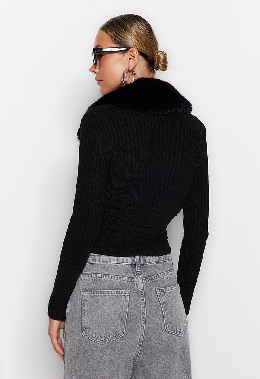 Trendyol - Faux fur detail sweater - black
