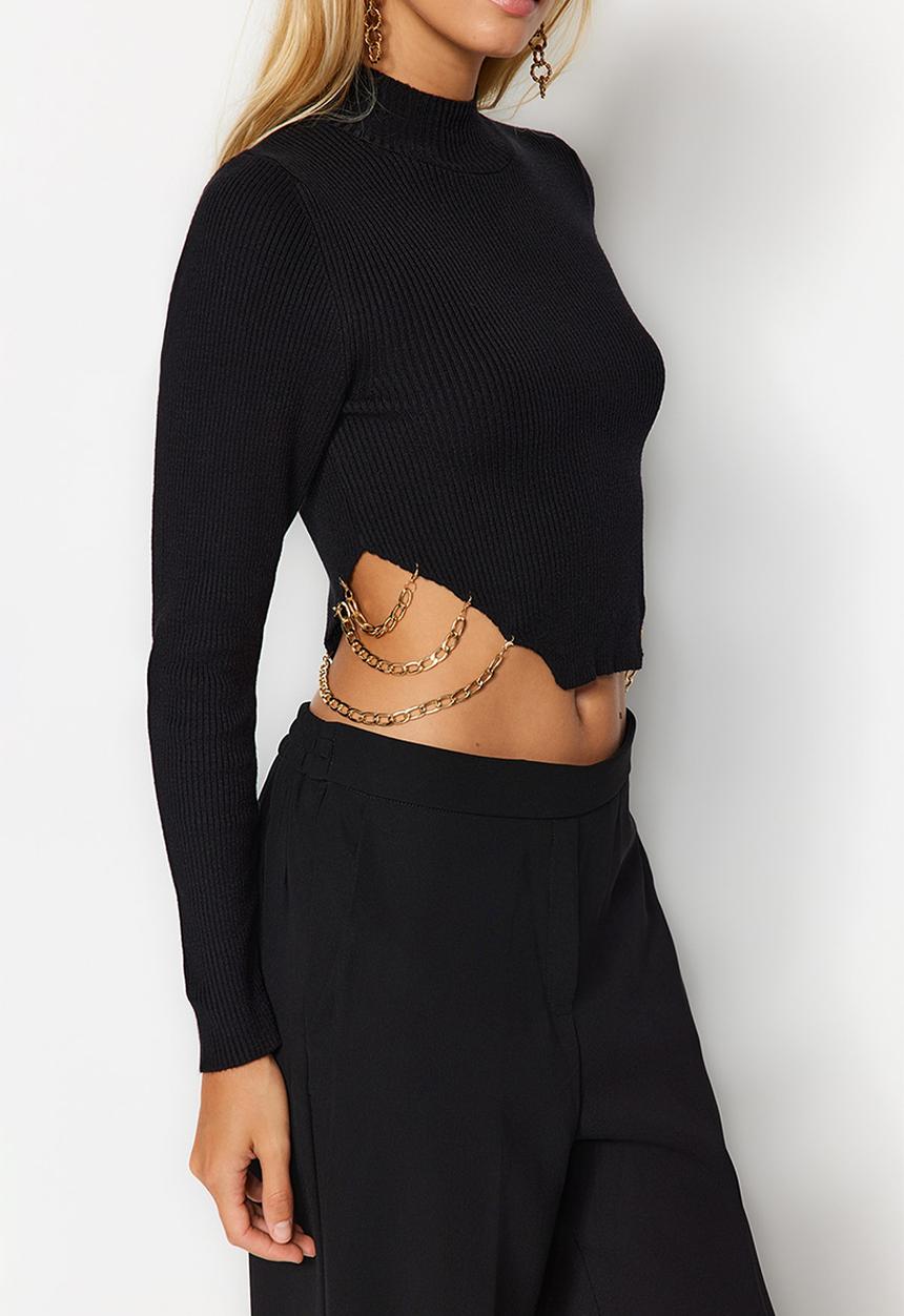 Trendyol - Premium crop top with accessory detail - black