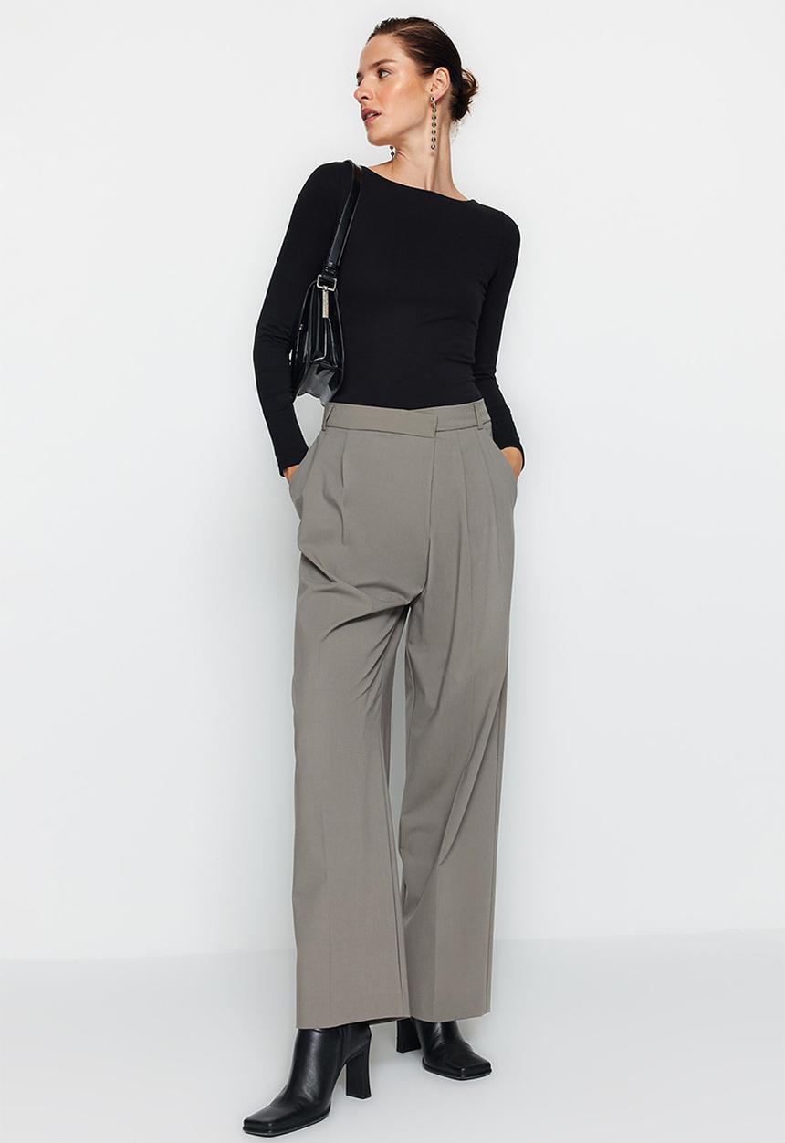 Trendyol - Boat neck fitted top - black