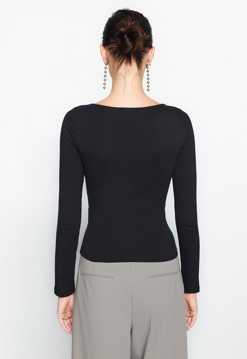 Trendyol - Boat neck fitted top - black