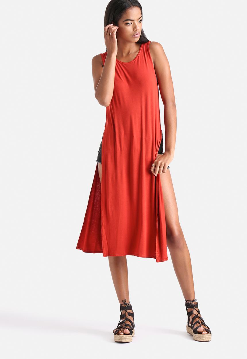 Influence. - Sleeveless Split Side Maxi  Dress