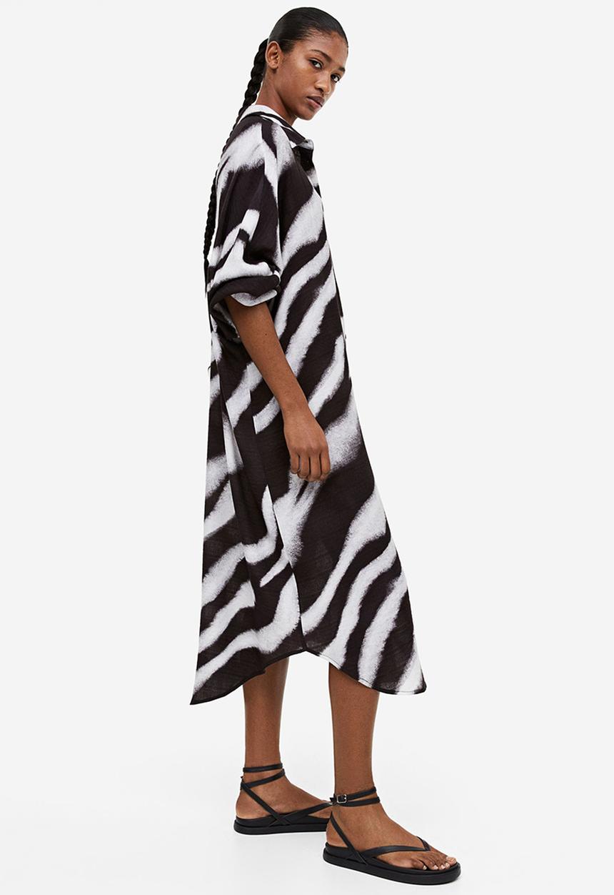 H&M - Oversized shirt dress - black zebra print