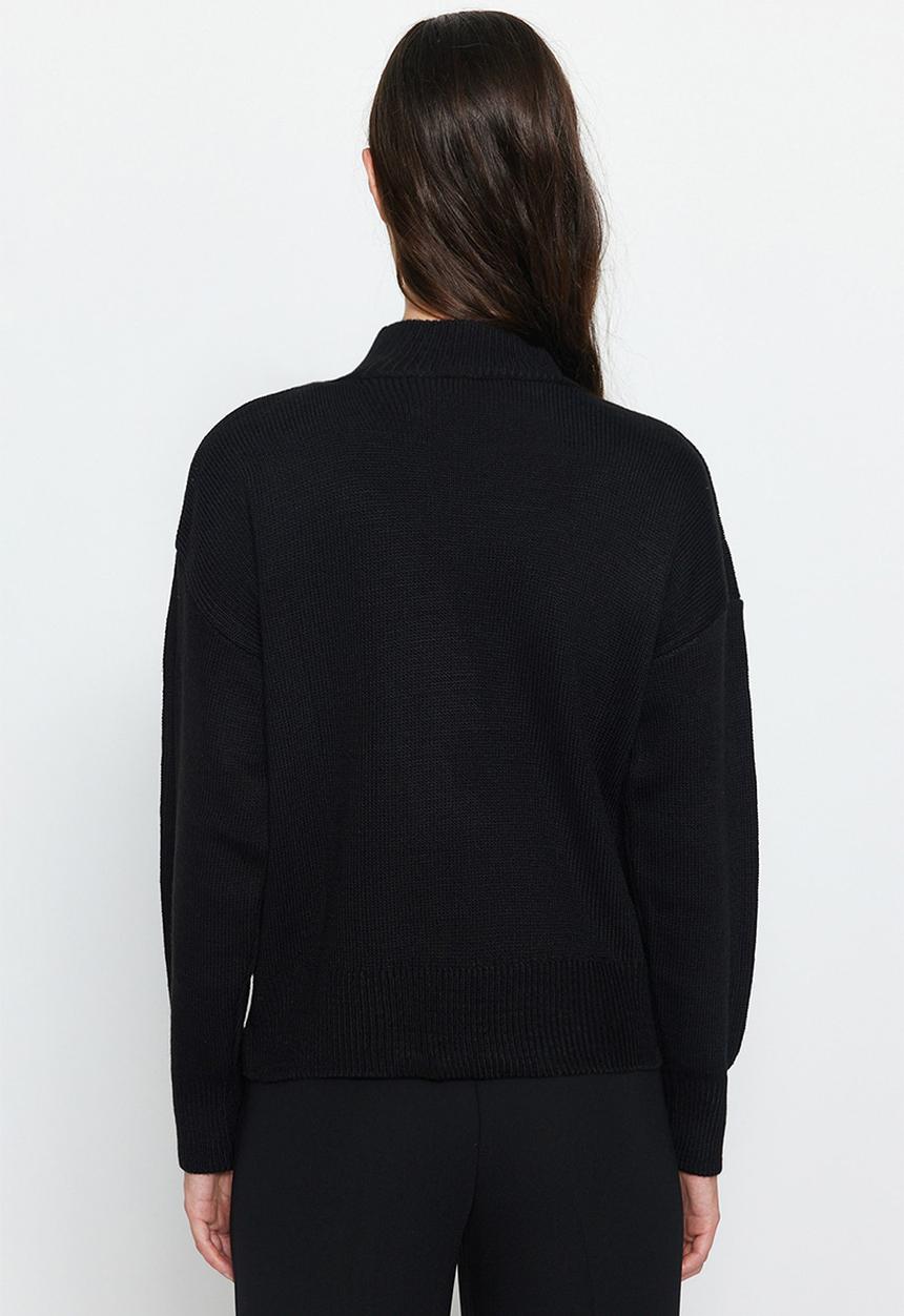 Trendyol - Stone detailed crew neck sweater - black