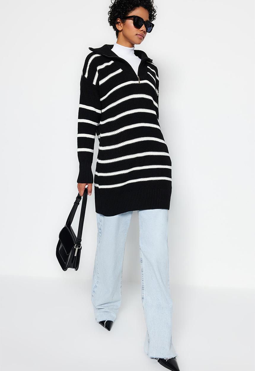 Trendyol - Striped zippered collar sweater - black