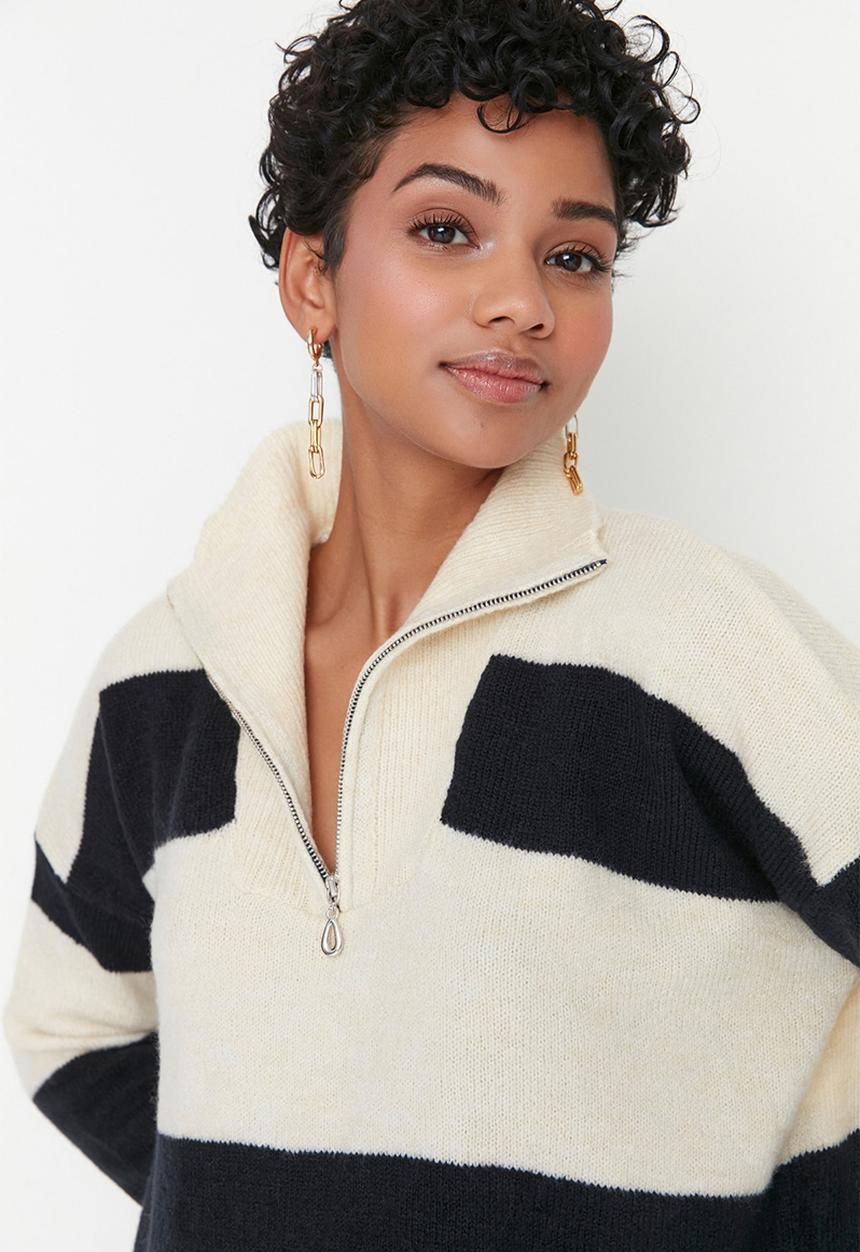 Trendyol - Zippered collar sweater - stone