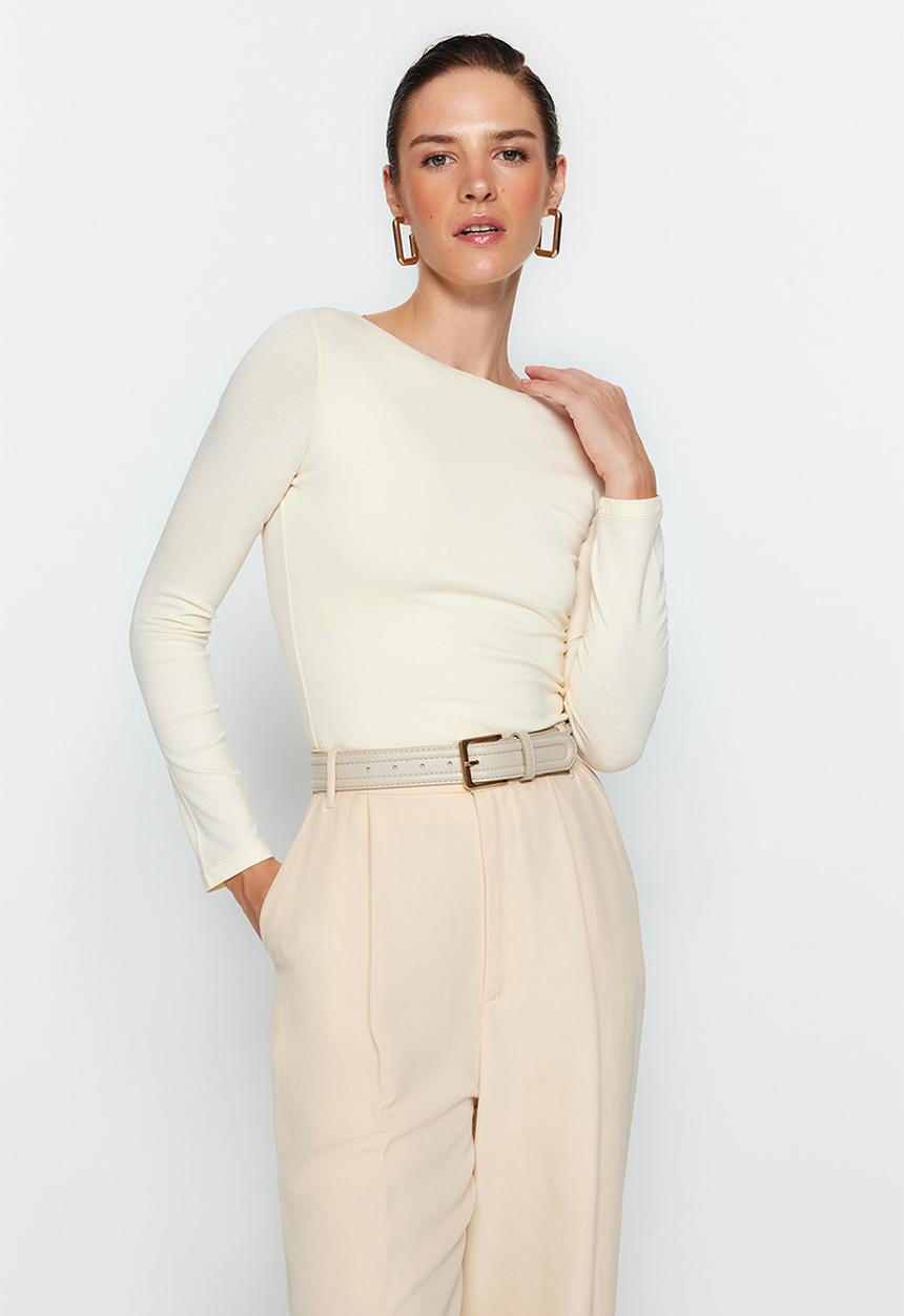 Trendyol - Boat neck fitted top - stone
