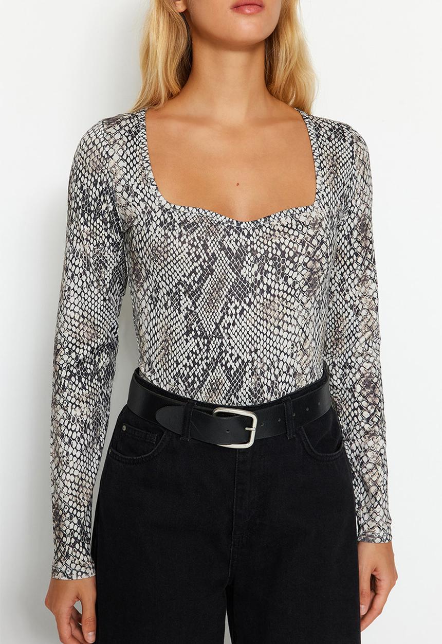 Trendyol - Snake print sweatheart neck bodysuit - multi