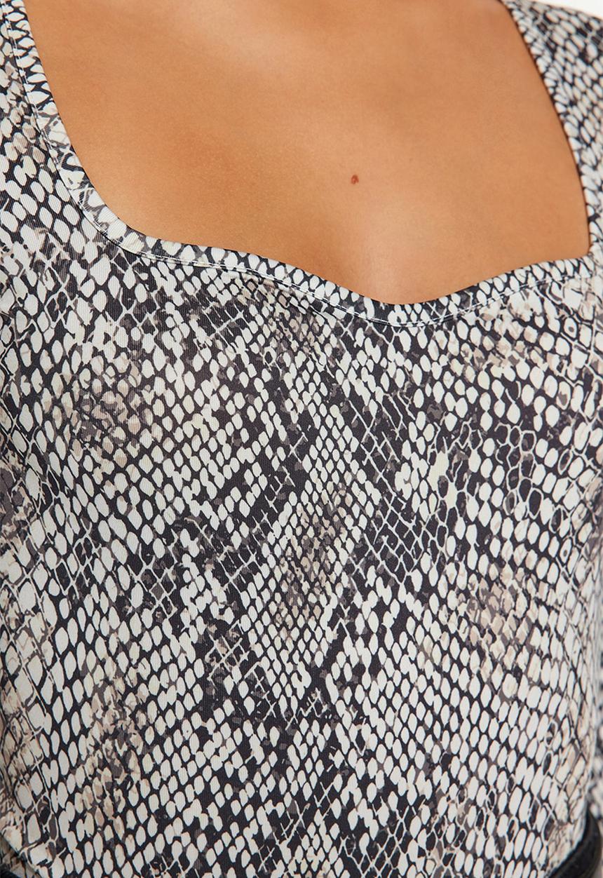 Trendyol - Snake print sweatheart neck bodysuit - multi